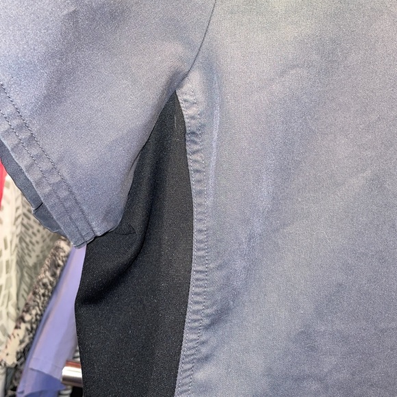 Black grey scrubs top for medical hair stylist etc size XL no brand side stretch - Picture 6 of 8